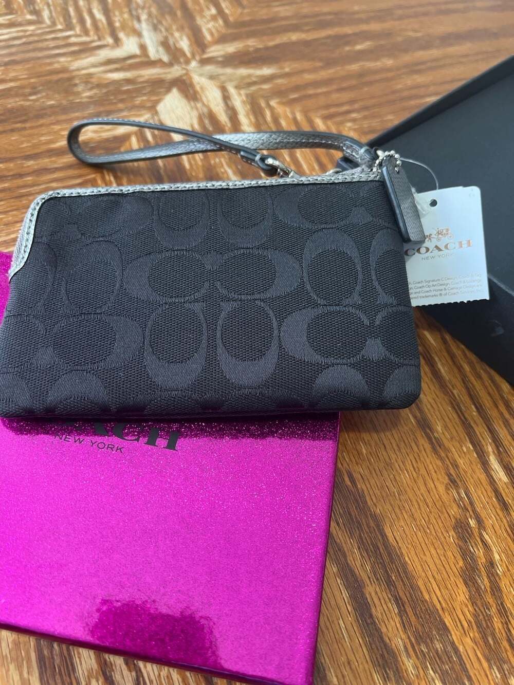 Coach - Picture 2 of 5